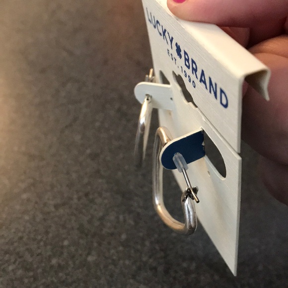 LAST PAIR! NEW silver triangle hoop earrings- - Picture 5 of 5